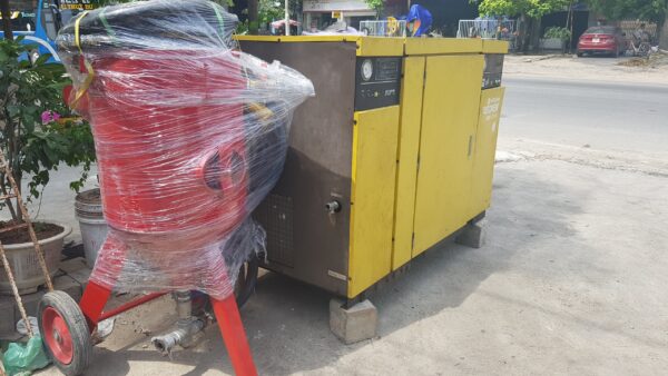 May phun cat lam sach duoc ung dung rong rai trong thuc tien