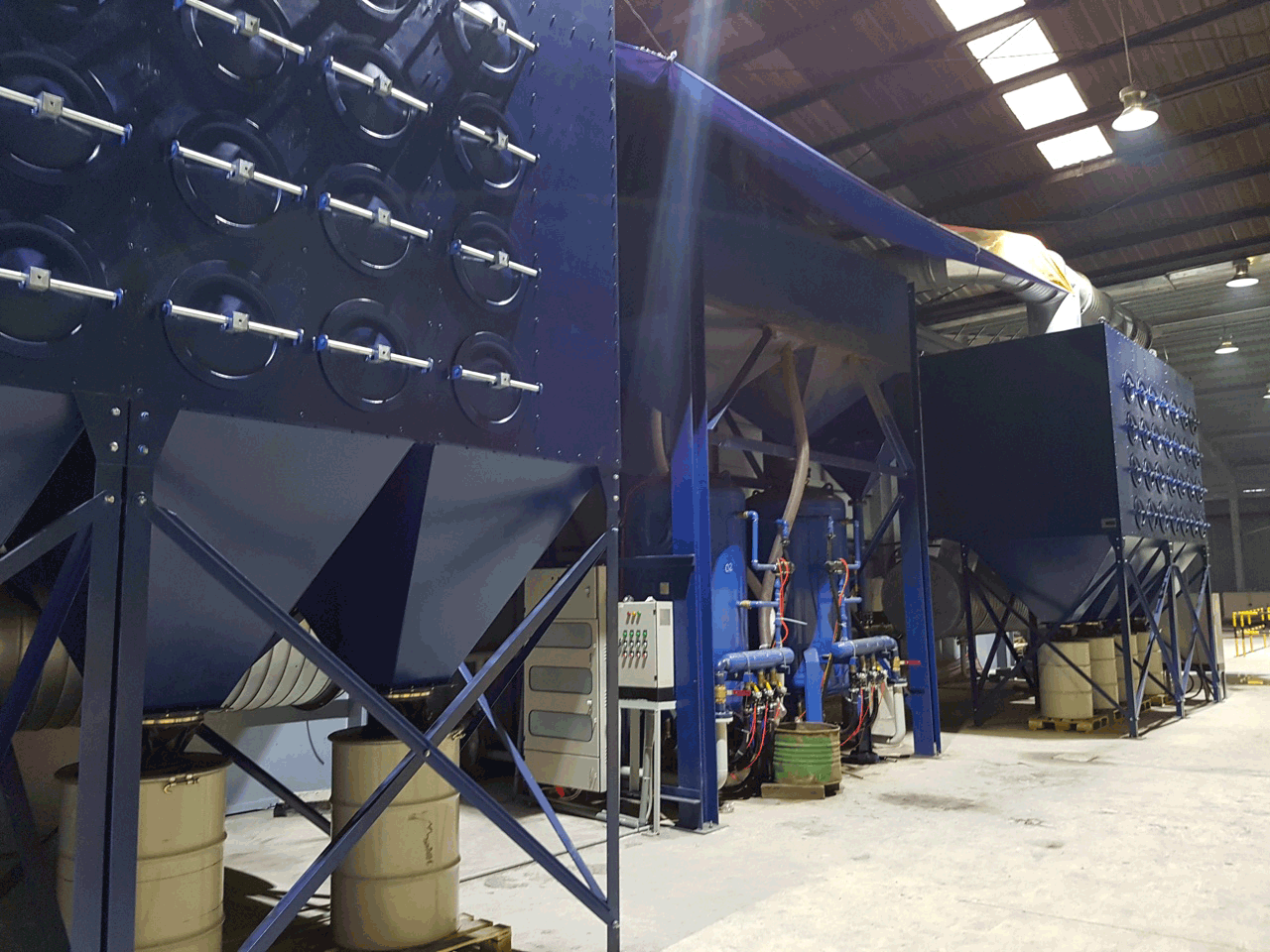 Cấu tạo và nguyên lý hoạt động của máy phun bi làm sạch bề mặt kim loại 4 Mua may phun bi lam sach be mat kim loai chat luong tai TBS Ha Noi